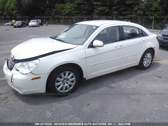 1C3LC46R47N534962 - 2007 CHRYSLER SEBRING WHITE photo 2