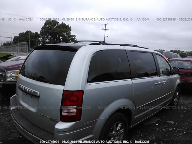 2A8HR54149R508203 - 2009 CHRYSLER TOWN & COUNTRY TOURING SILVER photo 4