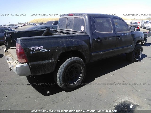 3TMLU42N28M017120 - 2008 TOYOTA TACOMA DOUBLE CAB 黑色 照片 4