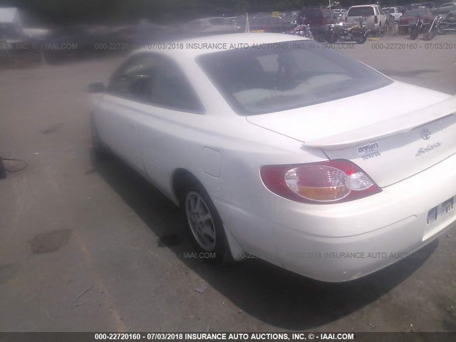 2T1CE22P02C002683 - 2002 TOYOTA CAMRY SOLARA SE WHITE photo 3