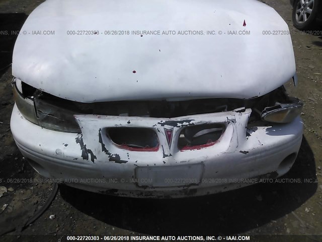 1G2WK52J12F178883 - 2002 PONTIAC GRAND PRIX SE WHITE photo 6