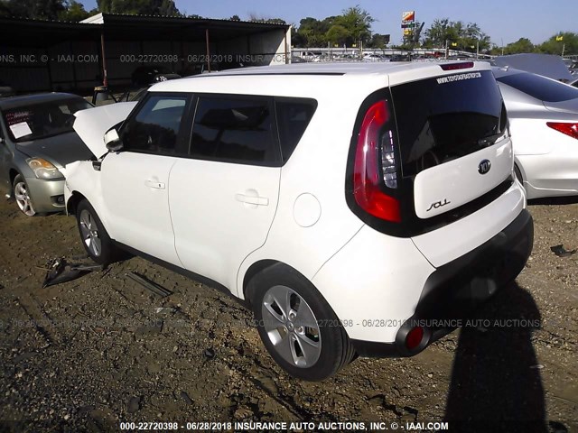 KNDJN2A20E7045472 - 2014 KIA SOUL WHITE photo 3