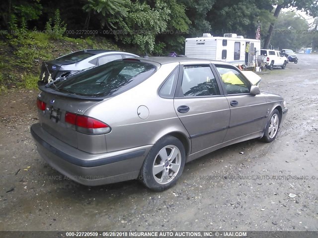 YS3DF58K722011452 - 2002 SAAB 9-3 SE TAN photo 4