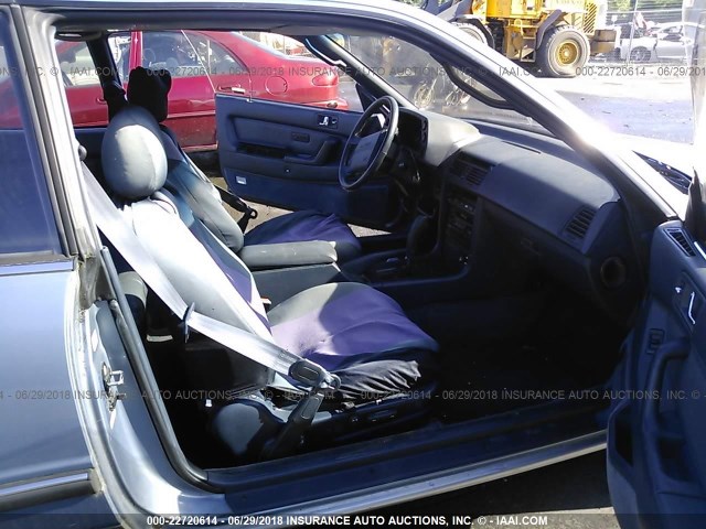 JH4KA3275KC016762 - 1989 ACURA LEGEND LS BLUE photo 5