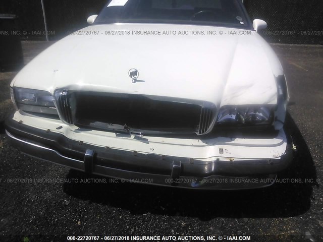 1G4CW53L8N1608926 - 1992 BUICK PARK AVENUE  WHITE photo 6