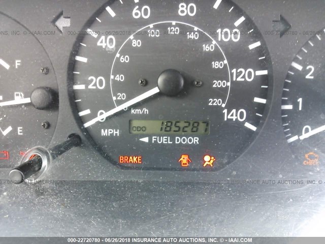 4T1BG22K4YU639139 - 2000 TOYOTA CAMRY CE/LE/XLE SILVER photo 7