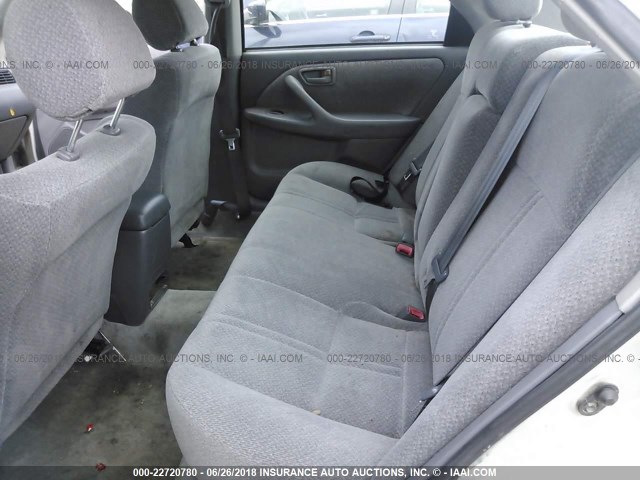 4T1BG22K4YU639139 - 2000 TOYOTA CAMRY CE/LE/XLE SILVER photo 8