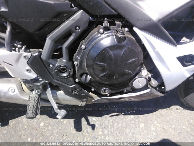 JKAEXEJ12HDA01674 - 2017 KAWASAKI EX650 J თეთრი ფოტო 8