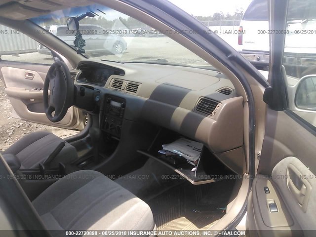 JT2BG22K8Y0404151 - 2000 TOYOTA CAMRY CE/LE/XLE TAN photo 5