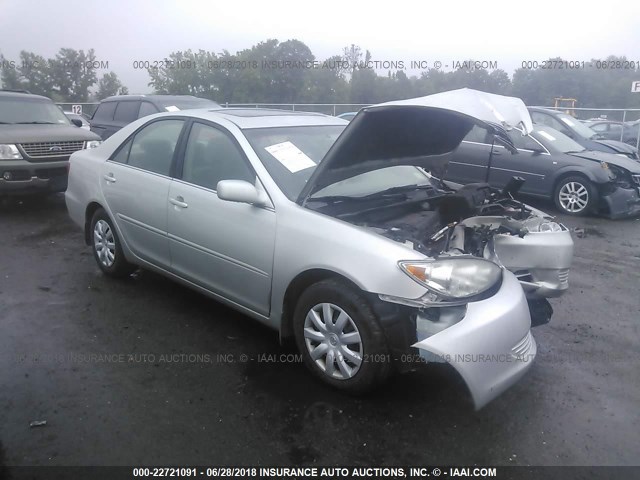 4T1BE30K45U569314 - 2005 TOYOTA CAMRY LE/XLE/SE ვერცხლისფერი ფოტო 1