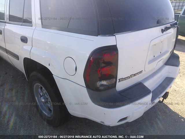 1GNDT13S322192606 - 2002 CHEVROLET TRAILBLAZER  WHITE photo 6