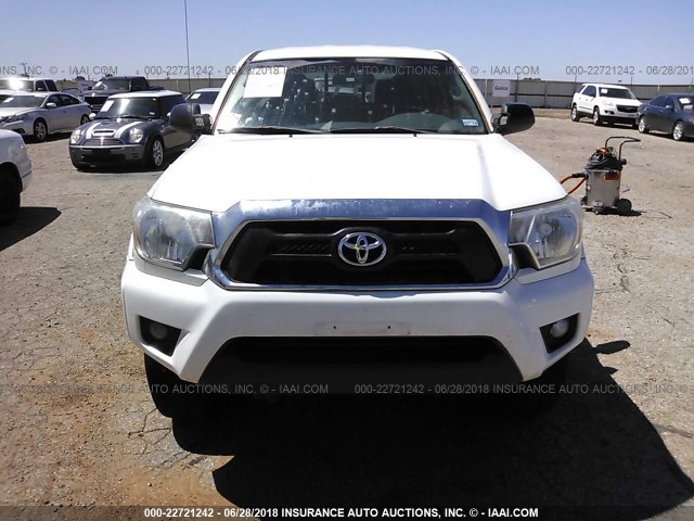 3TMLU4EN2EM159829 - 2014 TOYOTA TACOMA DOUBLE CAB WHITE photo 6