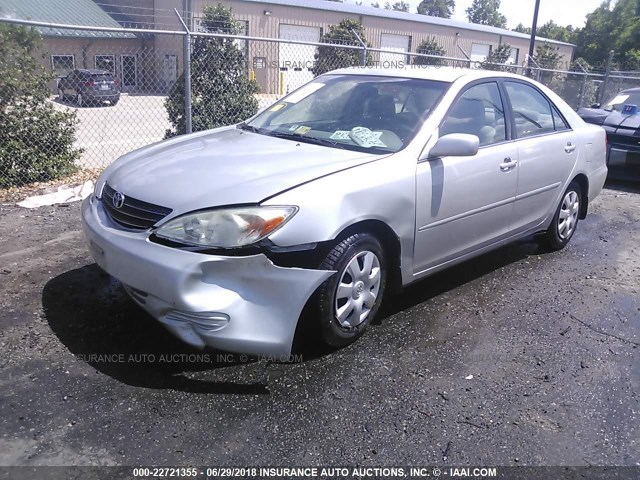 4T1BE32KX3U168019 - 2003 TOYOTA CAMRY LE/XLE/SE 银色 照片 2