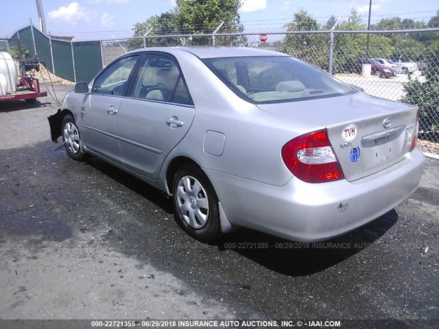 4T1BE32KX3U168019 - 2003 TOYOTA CAMRY LE/XLE/SE 银色 照片 3
