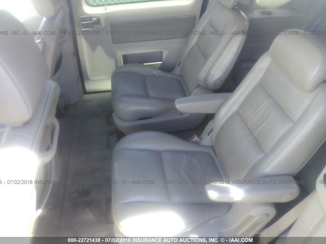 2FMDA58255BA30145 - 2005 FORD FREESTAR LIMITED RED photo 8