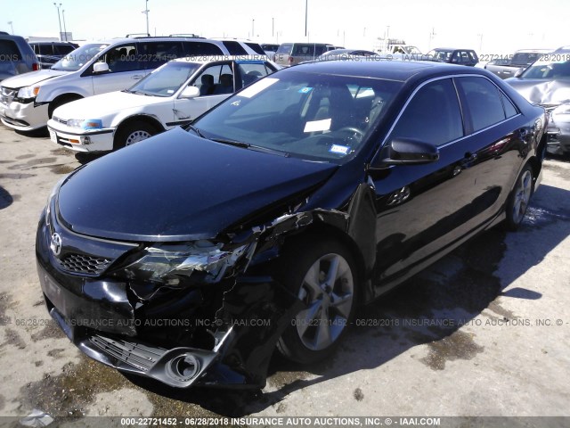 4T1BF1FK5CU196497 - 2012 TOYOTA CAMRY SE/LE/XLE BLACK photo 2