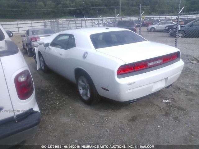 2C3CDYAG9DH672673 - 2013 DODGE CHALLENGER SXT WHITE photo 3