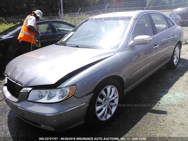 KMHFC46F37A189795 - 2007 HYUNDAI AZERA SE/LIMITED GRAY photo 2