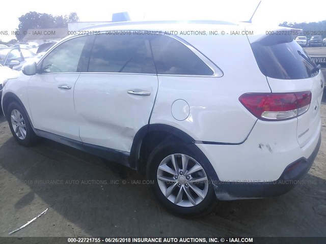 5XYPG4A33HG287849 - 2017 KIA SORENTO LX/L WHITE photo 6