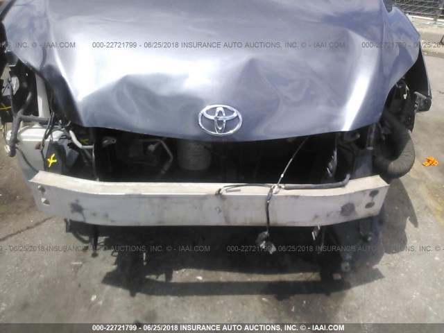 2T1KE4EE9AC038243 - 2010 TOYOTA COROLLA MATRIX S GRAY photo 6