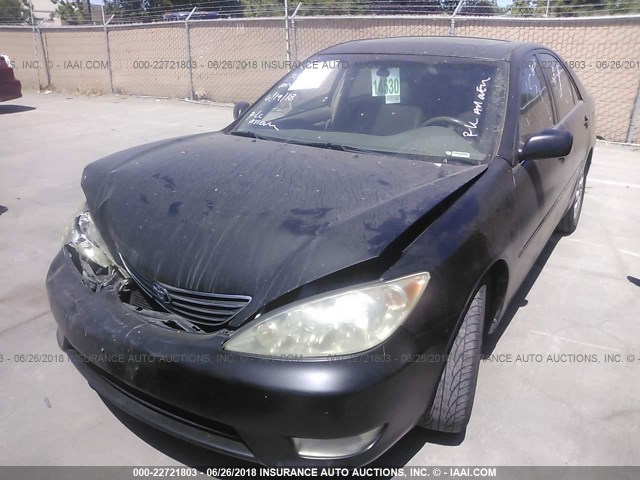 4T1BF30K15U109606 - 2005 TOYOTA CAMRY LE/XLE/SE 黑色 照片 2