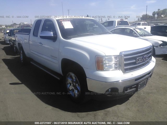 1GTR2VE7XDZ138702 - 2013 GMC SIERRA K1500 SLE WHITE photo 1