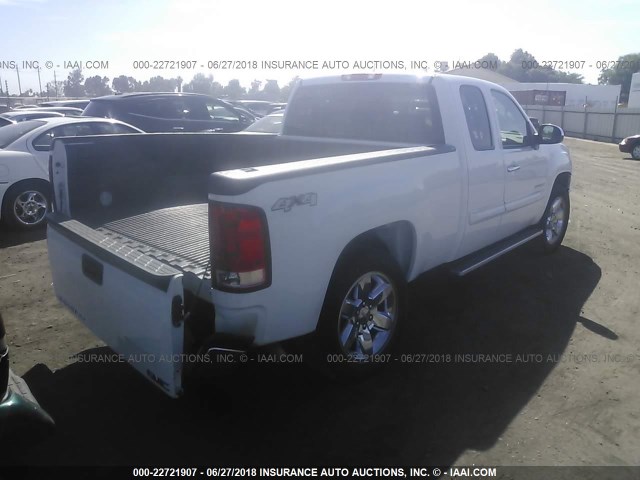 1GTR2VE7XDZ138702 - 2013 GMC SIERRA K1500 SLE WHITE photo 4