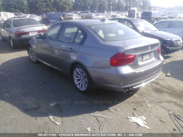 WBAPH7C58BE130649 - 2011 BMW 328 I GRAY photo 3