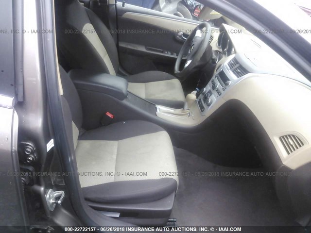 1G1ZA5EU2BF366855 - 2011 CHEVROLET MALIBU LS 灰色 照片 5