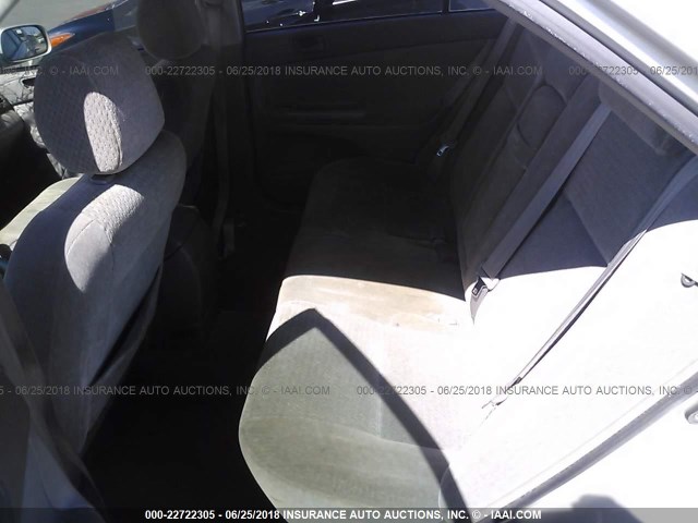 JTDBE30KX30173154 - 2003 TOYOTA CAMRY LE/XLE 银色 照片 8