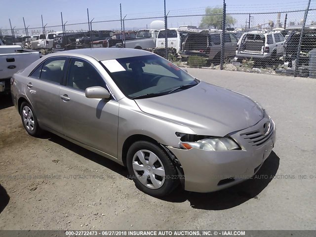 4T1BE46K97U155963 - 2007 TOYOTA CAMRY NEW GENERAT CE/LE/XLE/SE SILVER photo 1