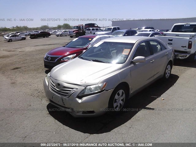 4T1BE46K97U155963 - 2007 TOYOTA CAMRY NEW GENERAT CE/LE/XLE/SE SILVER photo 2