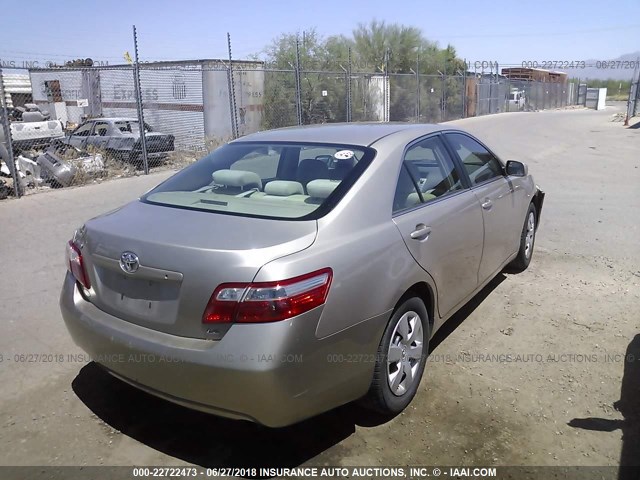 4T1BE46K97U155963 - 2007 TOYOTA CAMRY NEW GENERAT CE/LE/XLE/SE SILVER photo 4
