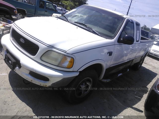 2FTRX18L0WCB21684 - 1998 FORD F150 WHITE photo 2