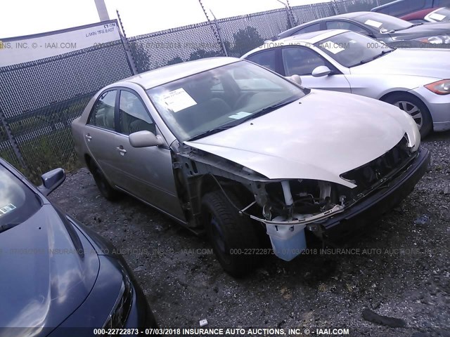 4T1BE32K42U038333 - 2002 TOYOTA CAMRY LE/XLE/SE ოქროსფერი ფოტო 1