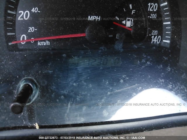 4T1BE32K42U038333 - 2002 TOYOTA CAMRY LE/XLE/SE ოქროსფერი ფოტო 7