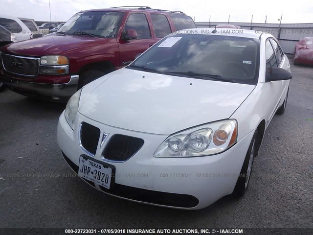 1G2ZG57N184186044 - 2008 PONTIAC G6 SE WHITE photo 2