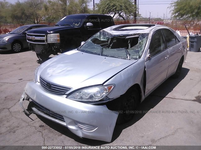 4T1BE30K26U658753 - 2006 TOYOTA CAMRY LE/XLE/SE Gümüş foto 6