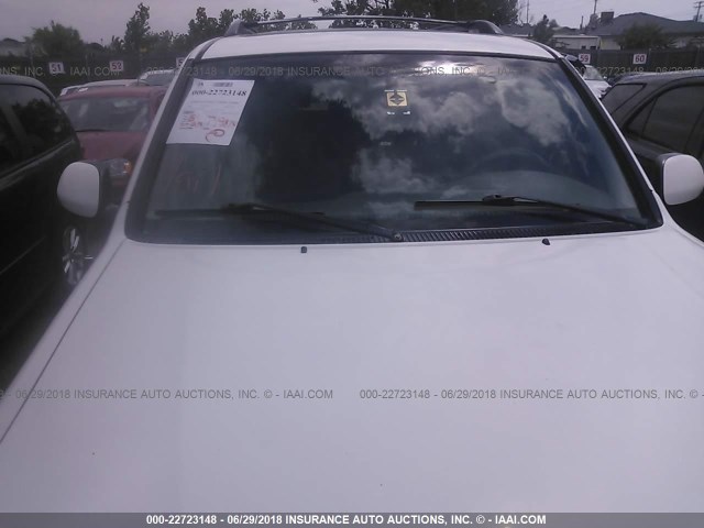 5TDZT34A24S234954 - 2004 TOYOTA SEQUOIA SR5 WHITE photo 6