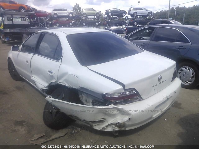 19UUA56632A006722 - 2002 ACURA 3.2TL WHITE photo 3