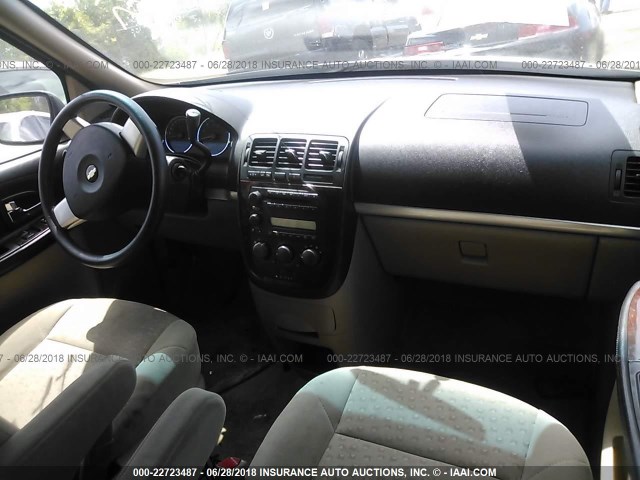 1GNDV23LX6D237575 - 2006 CHEVROLET UPLANDER LS WHITE photo 5