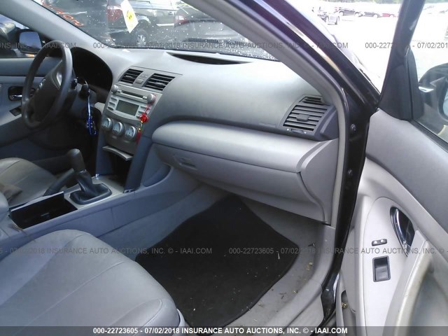 4T1BE46K17U638704 - 2007 TOYOTA CAMRY NEW GENERAT CE/LE/XLE/SE BLACK photo 5
