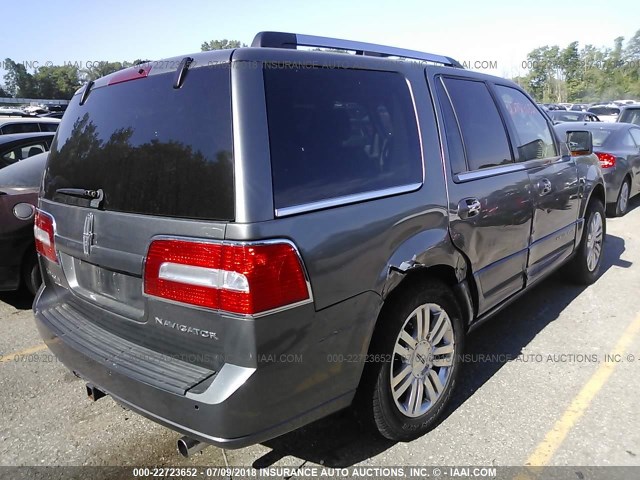 5LMJJ2J50BEJ00704 - 2011 LINCOLN NAVIGATOR GRAY photo 4