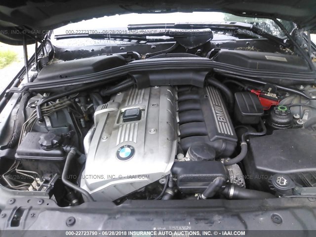 WBANF33506CS34690 - 2006 BMW 525 XI ნაცრისფერი ფოტო 10