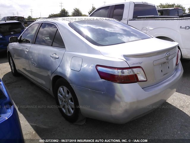 JTNBB46K873017474 - 2007 TOYOTA CAMRY NEW GENERAT HYBRID SILVER photo 3