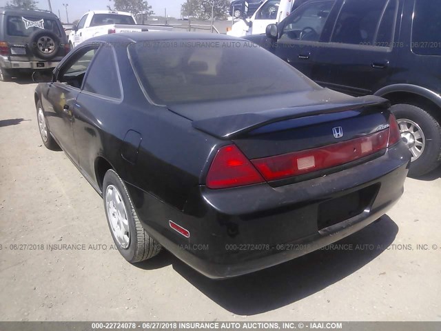 1HGCG3142WA013347 - 1998 HONDA ACCORD LX BLACK photo 3