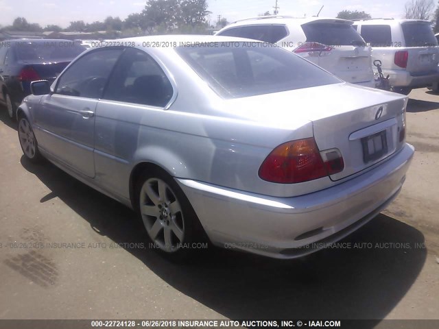 WBABN33431JW56129 - 2001 BMW 325 CI SILVER photo 3