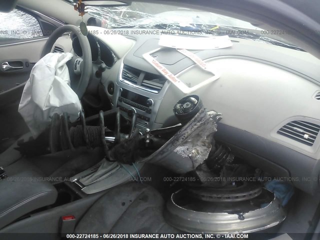 1G1ZC5EU5CF257320 - 2012 CHEVROLET MALIBU 1LT 银色 照片 5