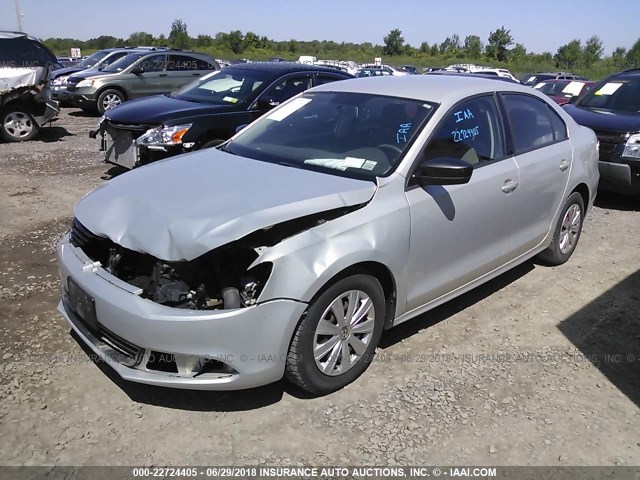 3VW2K7AJ2BM330075 - 2011 VOLKSWAGEN JETTA S SILVER photo 2