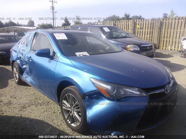 4T1BF1FK3HU686279 - 2017 TOYOTA CAMRY LE/XLE/SE/XSE 蓝色 照片 1